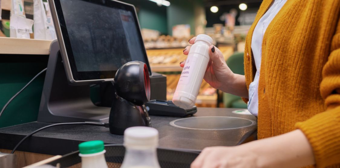 SELF-CHECKOUT CONTROL: CHALLENGES AND SOLUTIONS